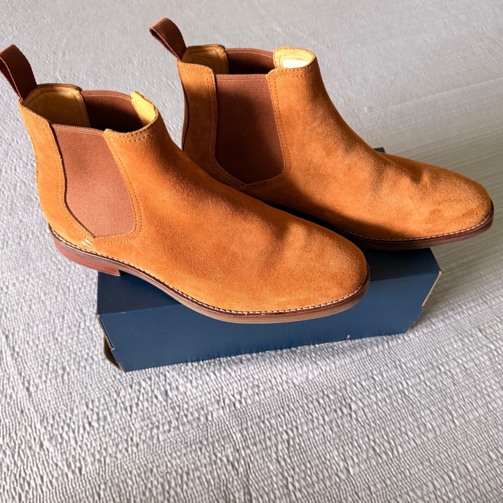 NEW Sperry Mens Gold Cup Exeter Chelsea Boots Tan Suede Size 9.5 W